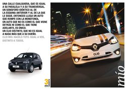 UNA CALLE CUALQUIERA, QUE ES IGUAL 
A SU PARALELA Y A SU TRANSVERSAL.
UN SEMÁFORO IDÉNTICO AL DE 
LA ESQUINA ANTERIOR Y AL DE