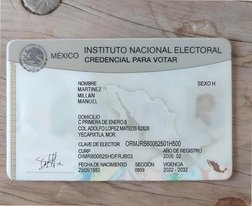 INSTITUTO NACIONAL ELECTORAL 
CREDENCIAL PARA VOTAR 
NOMBRE 
MARTINEZ 
MILLAN
MANUEL
DOMICILIO 
C PRIMERA DE ENERO 8 
COL ADO