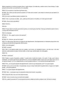 Betiana reaparece en lo alto de la escalera. Bueno, media olímpica. Si la nadás ida y vuelta es como si fuera olímpica. Te di
