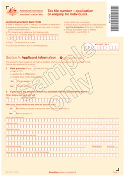 Page 1
Sensitive (when completed)
WHEN COMPLETING THIS FORM
n Refer to the instructions to help you complete this application